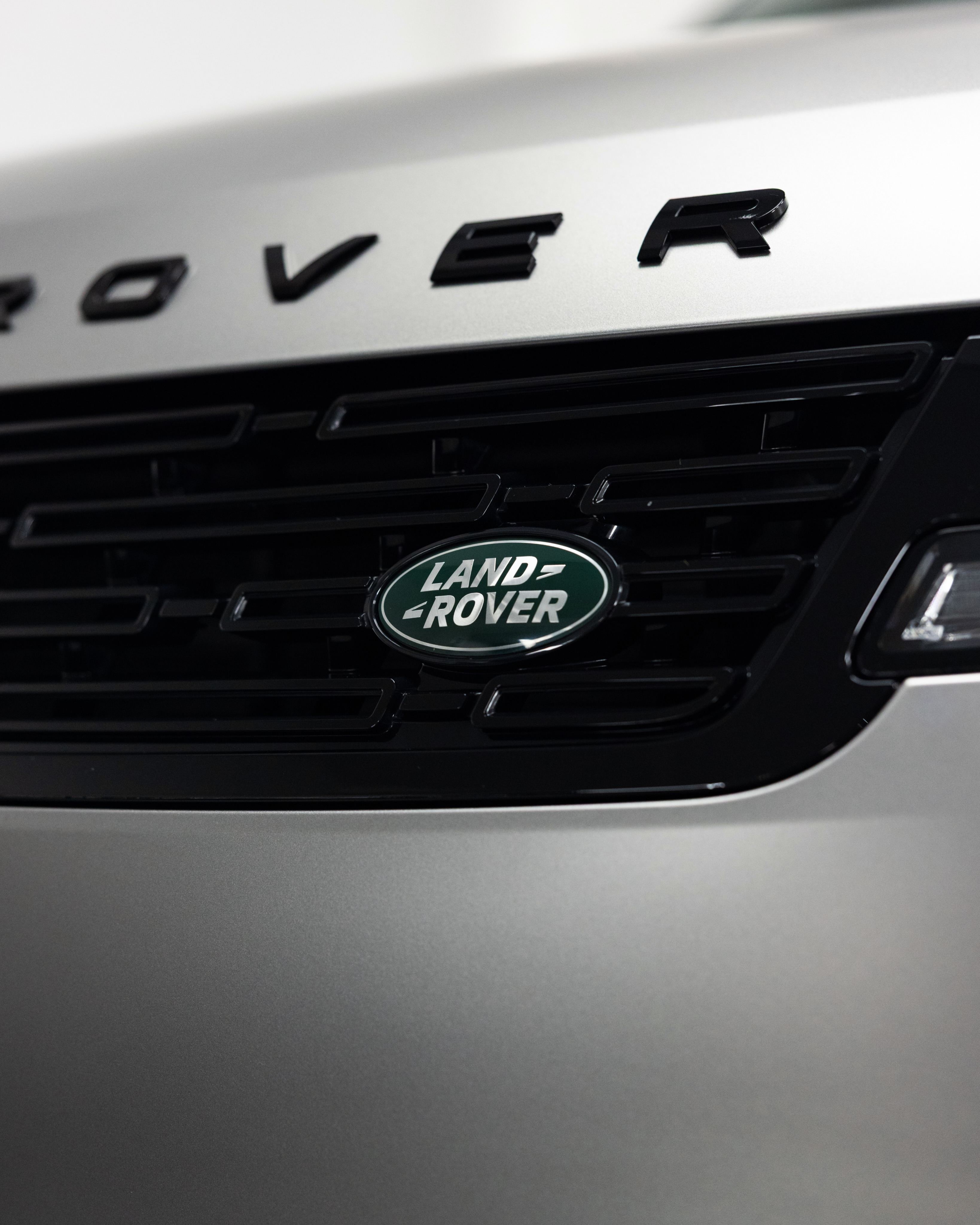 Range Rover Autobiography in factory matte, protected in matte paint protection film by Roadbloc