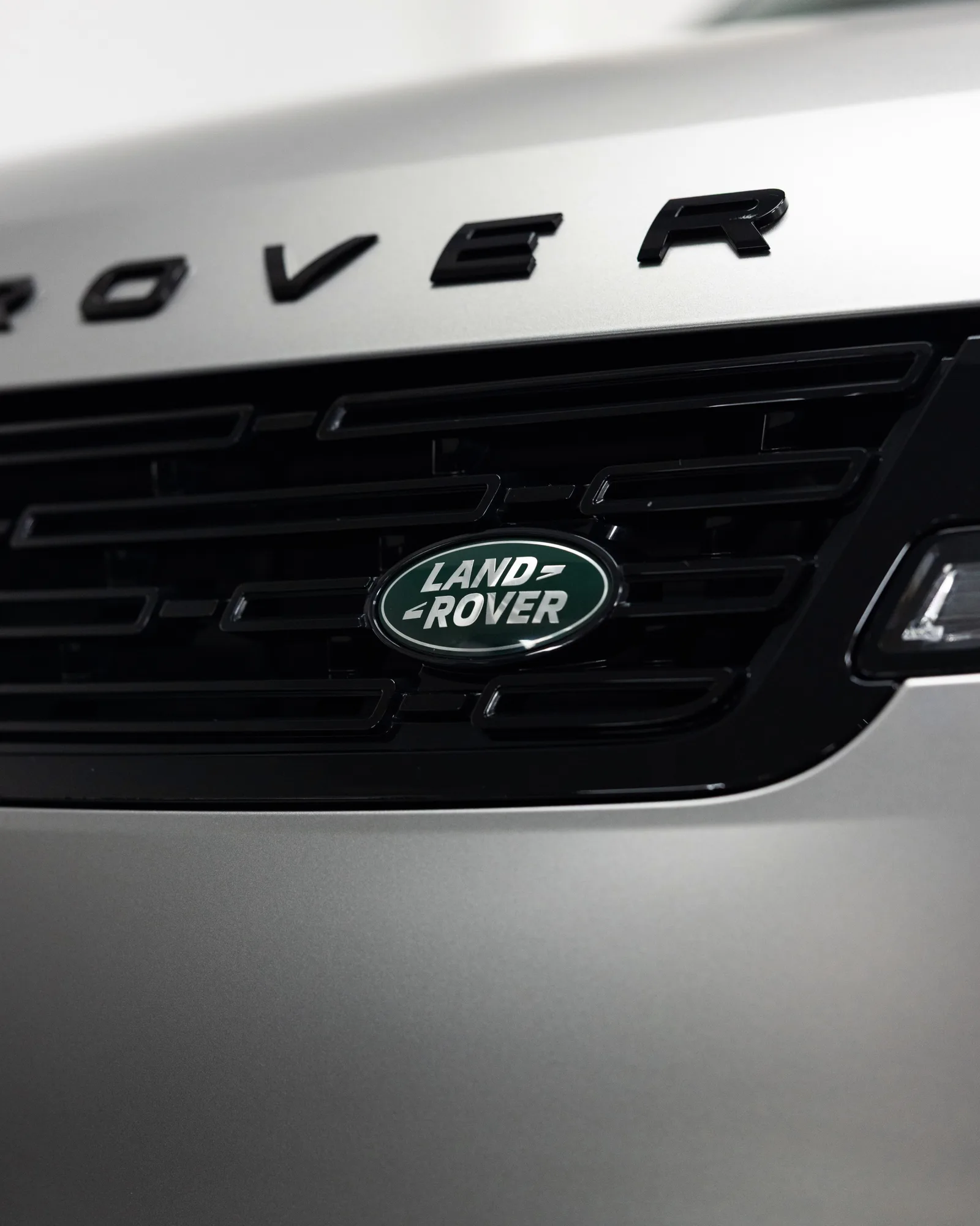 Range Rover Autobiography in factory matte, protected in matte paint protection film by Roadbloc