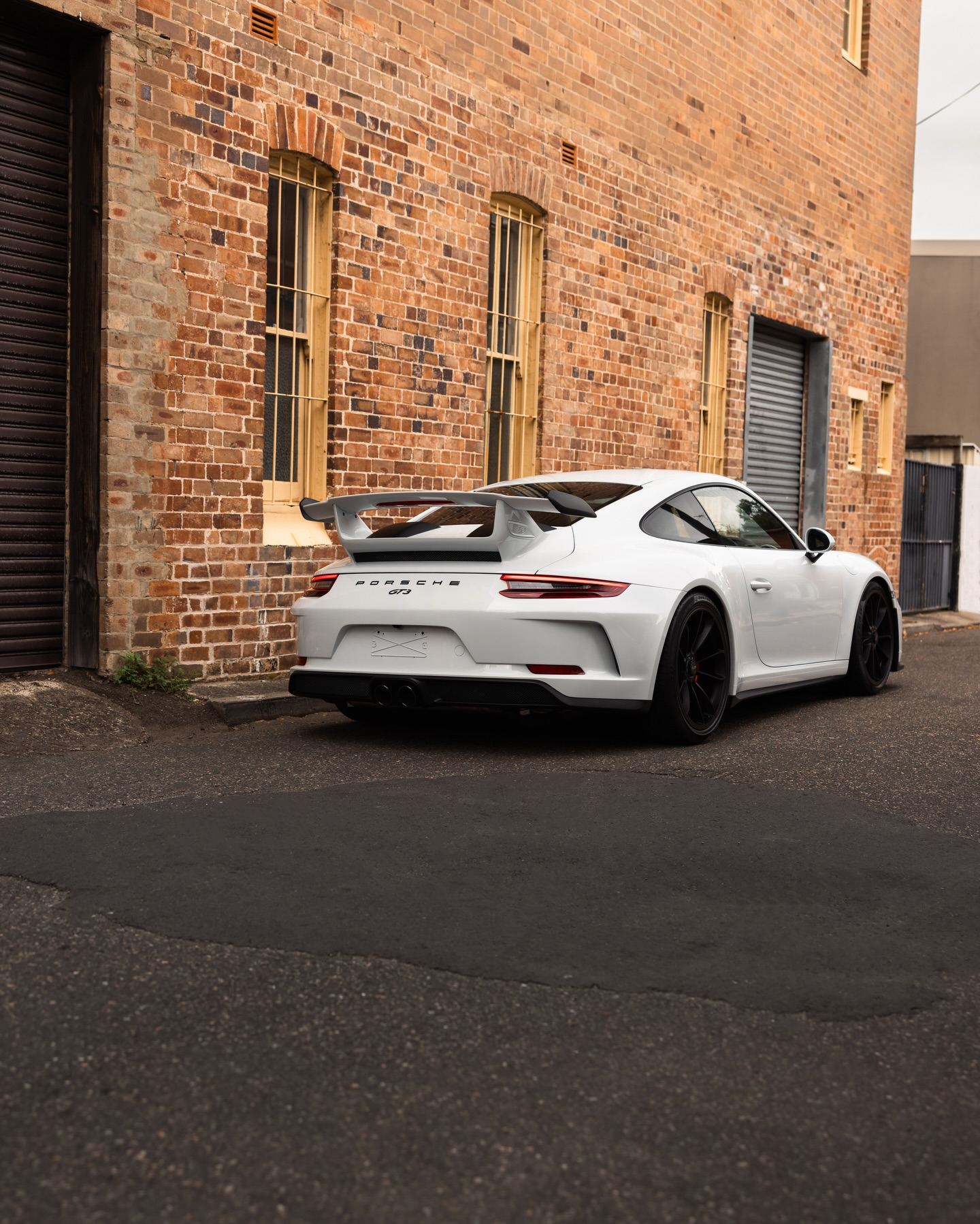 White Porsche 991.2 GT3 protected and ceramic coated by Roadbloc