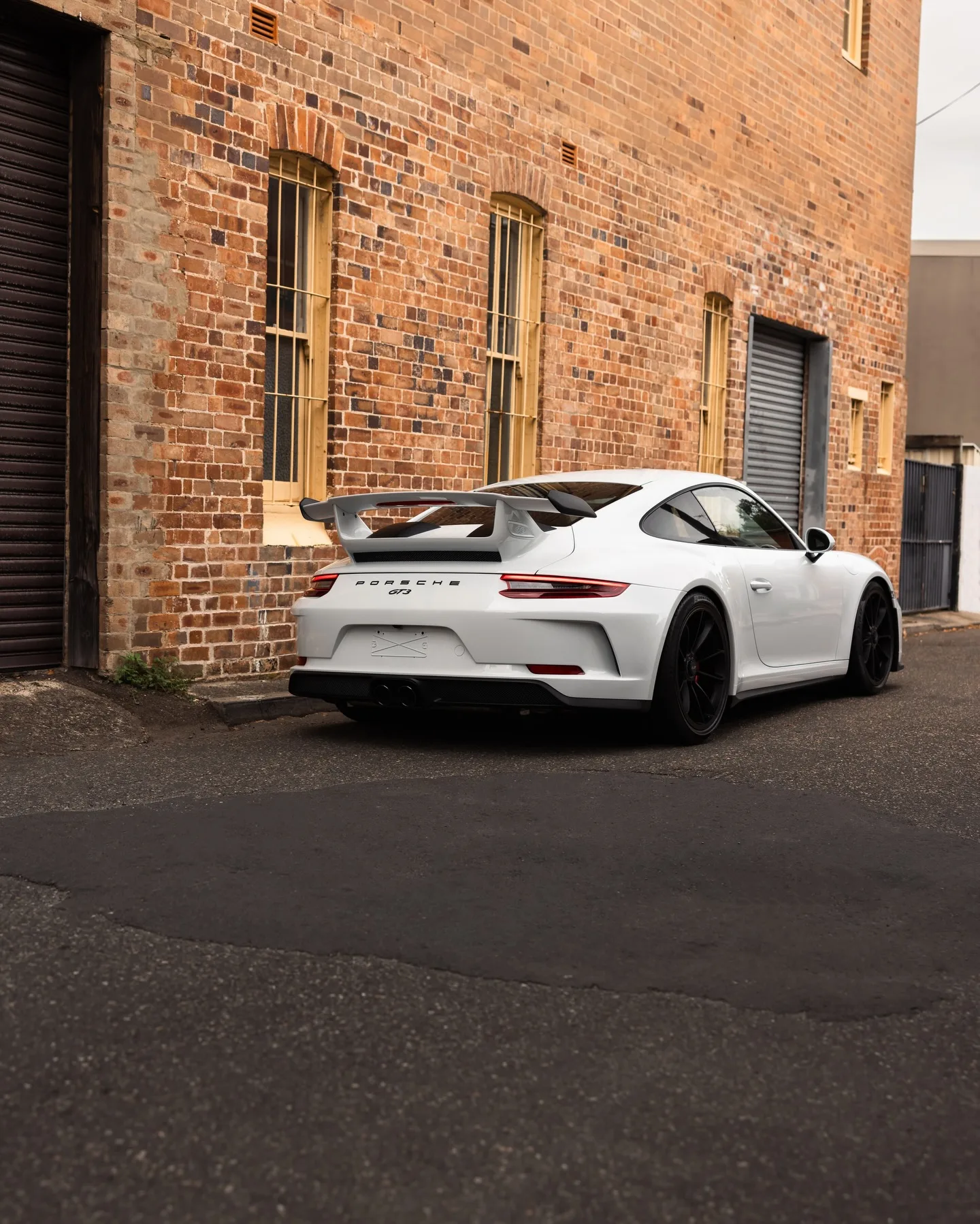 White Porsche 991.2 GT3 protected and ceramic coated by Roadbloc