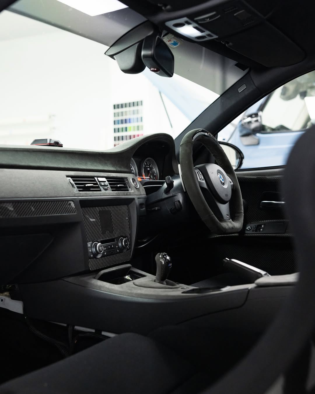 White BMW E92 M3, a track focused build, at Roadbloc