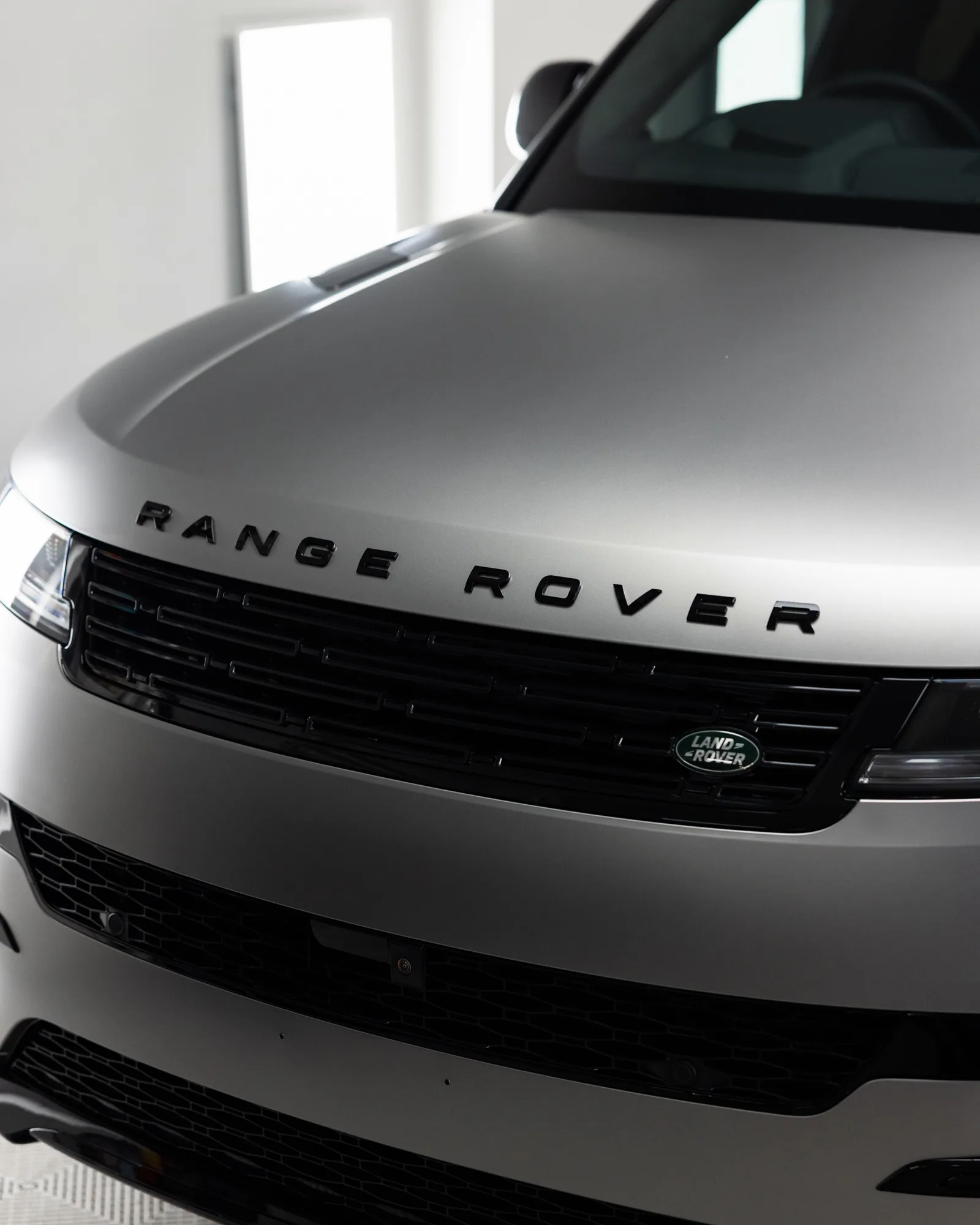 Range Rover Autobiography in factory matte, protected in matte paint protection film by Roadbloc