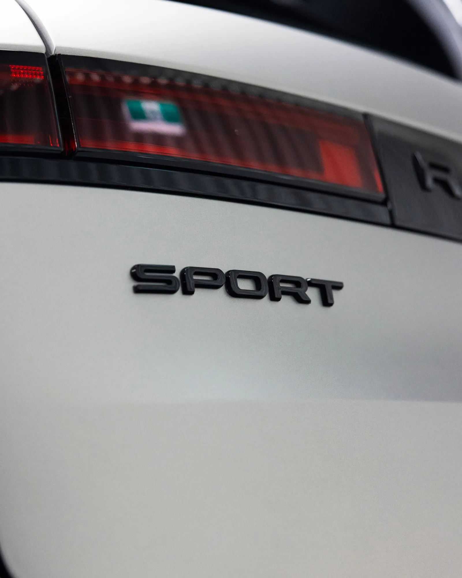 Range Rover Autobiography in factory matte, protected in matte paint protection film by Roadbloc