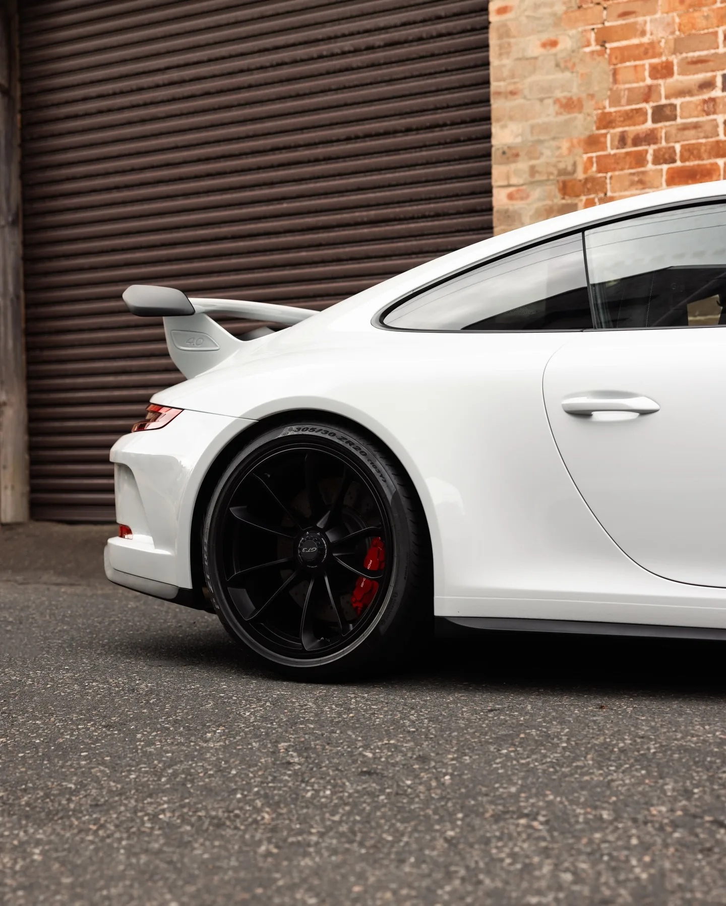 White Porsche 991.2 GT3 protected and ceramic coated by Roadbloc