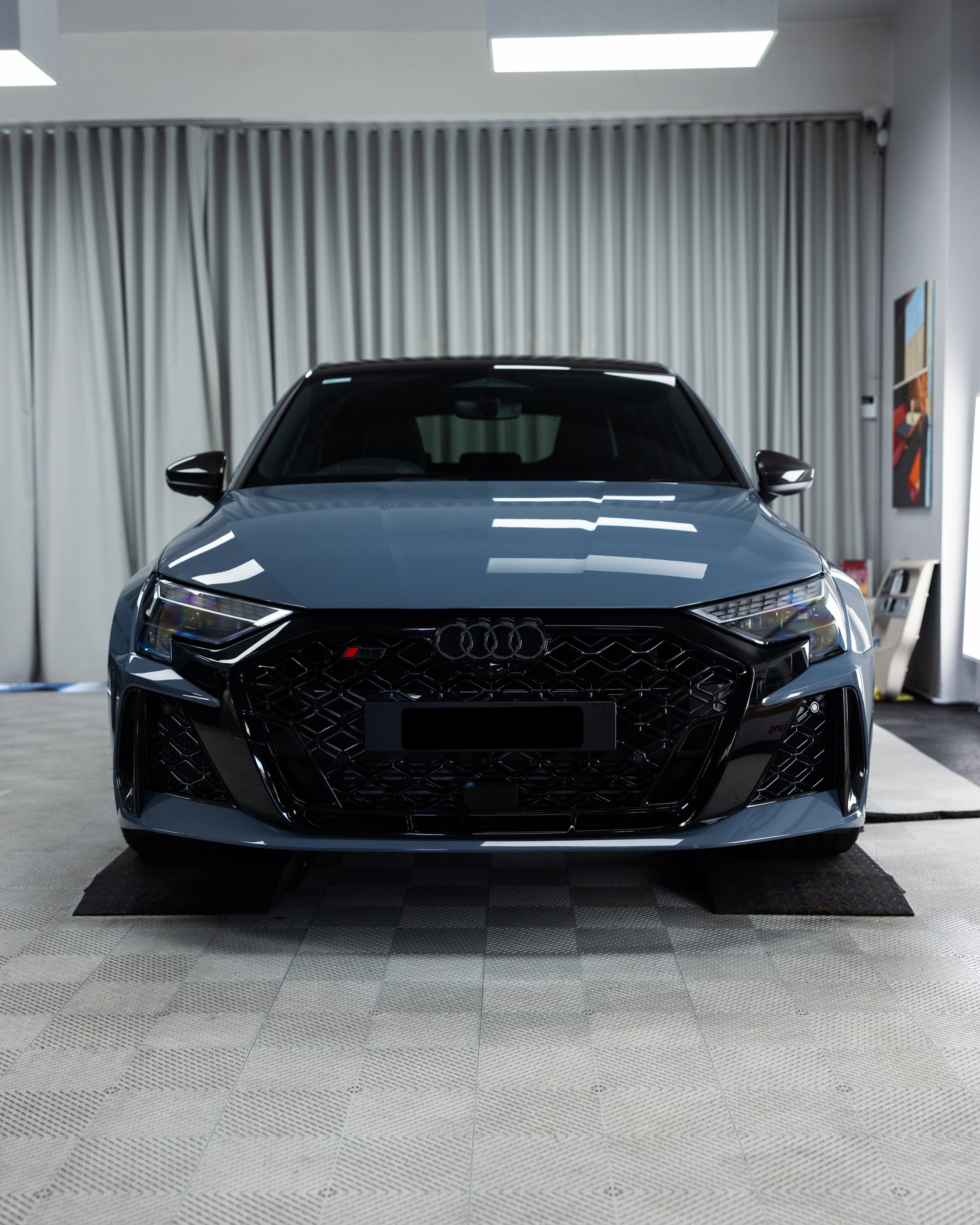 The RS3 finished and clean on the studio ramps
