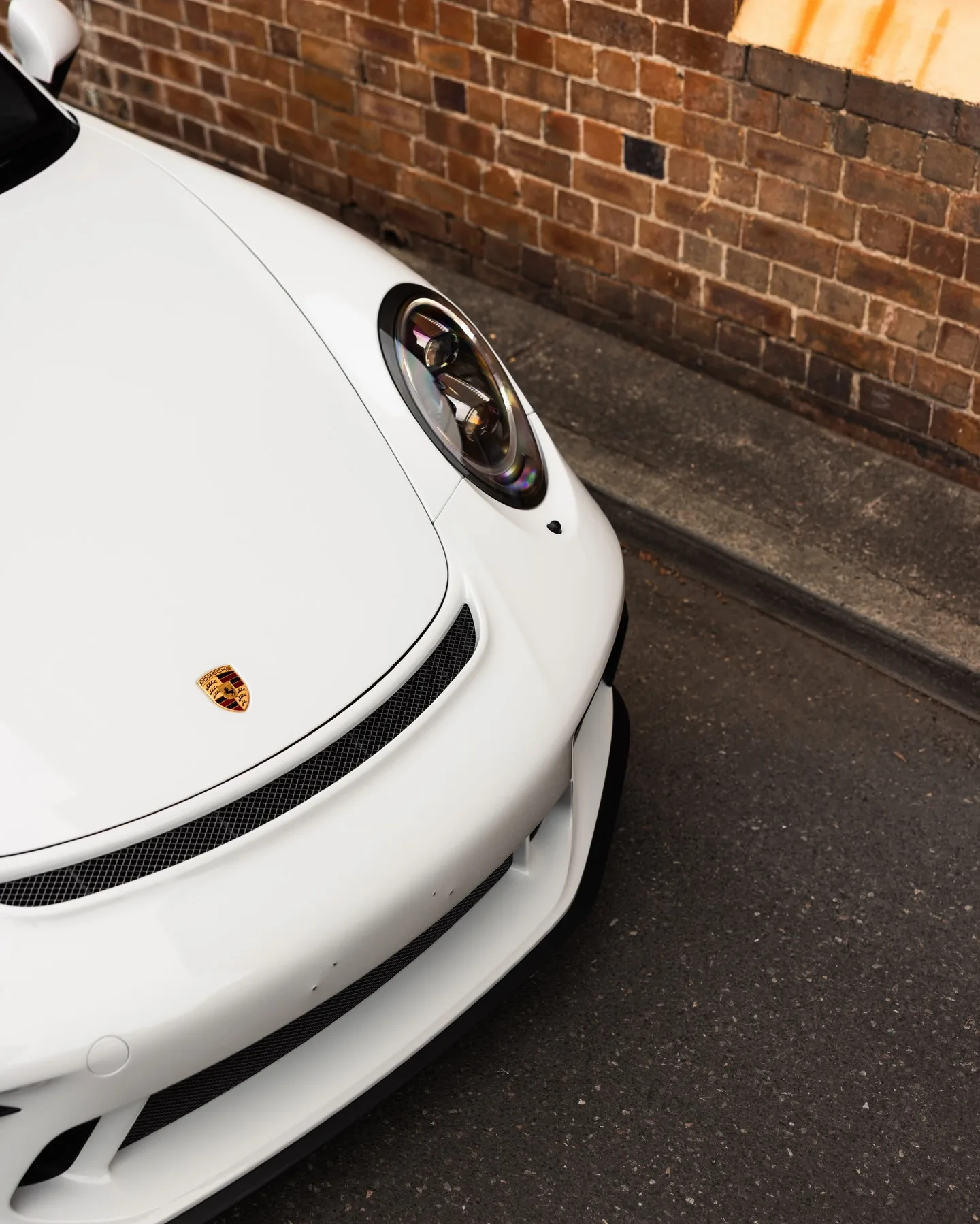 White Porsche 991.2 GT3 protected and ceramic coated by Roadbloc